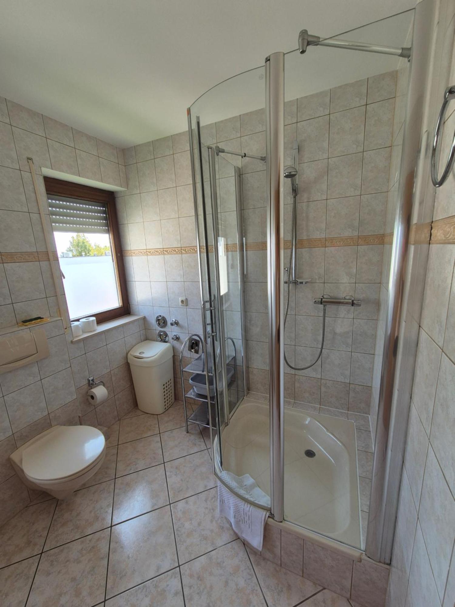 Apartments And Rooms Mamic Dugi Rat Bagian luar foto